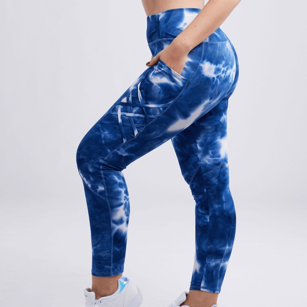 Callisto Collection High-Waisted Criss-Cross Training Leggings White Blue SM